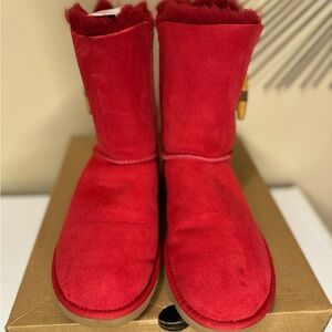 UGG - W - Keely - Red - Size 8